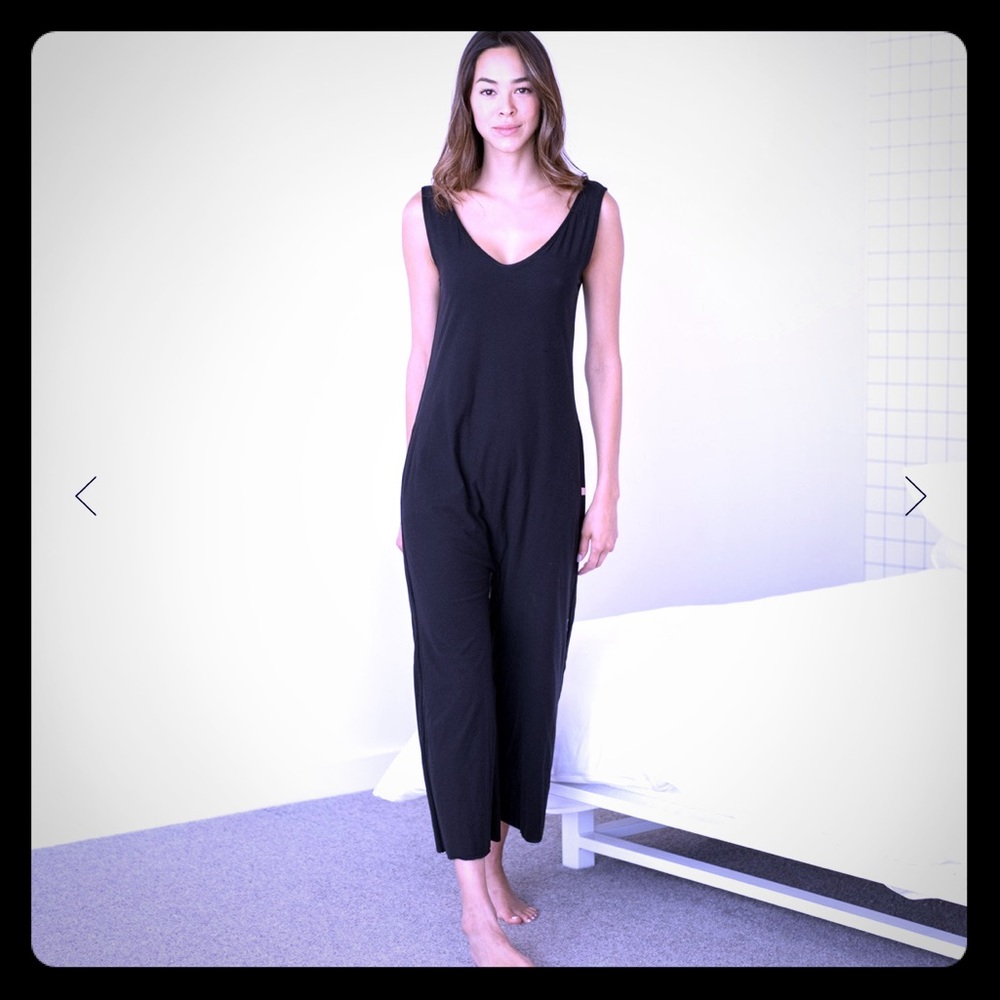 Lunya small navy cool sleep romper